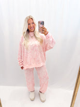 Load image into Gallery viewer, Backwoods Barbie Mockneck - L PINK CAMO