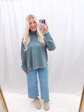 Load image into Gallery viewer, Pistachio Mint Long Sleeve Top
