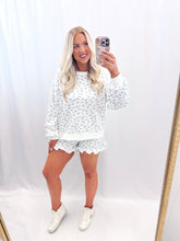 Load image into Gallery viewer, Ruffled Cozy Set💖 2 smalls &amp; 1 large left
