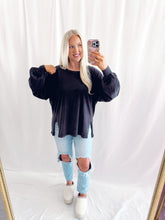 Load image into Gallery viewer, Fall Chill Basic Top BLACK💖 1 medium &amp; 1 large left
