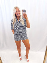 Load image into Gallery viewer, Flip Flop Casual SET (top + shorts)💖 1 small left
