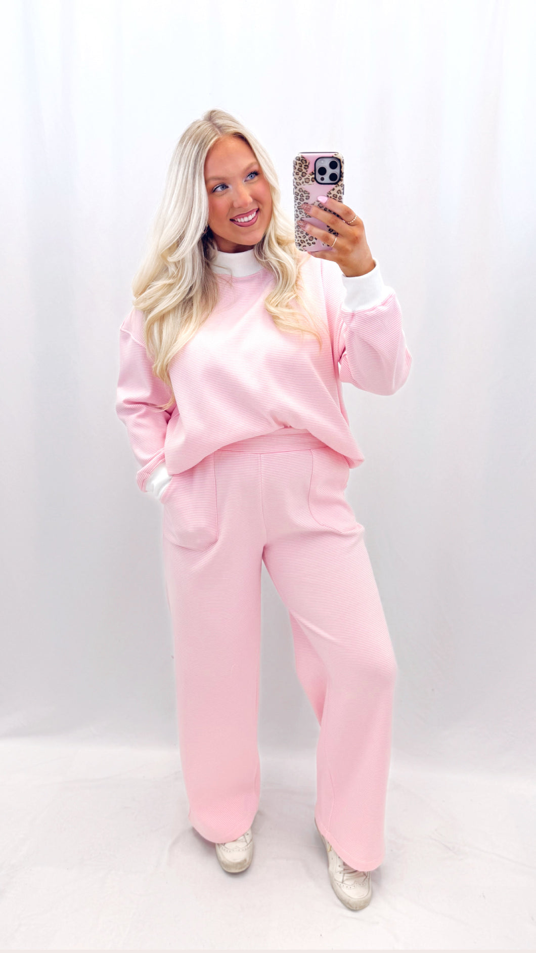 Cozy In Stripes Sweatpants PINK