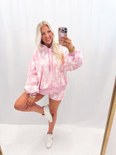 Load image into Gallery viewer, Comfy In Camo Hoodie - PINK CAMO💖 small &amp; medium left
