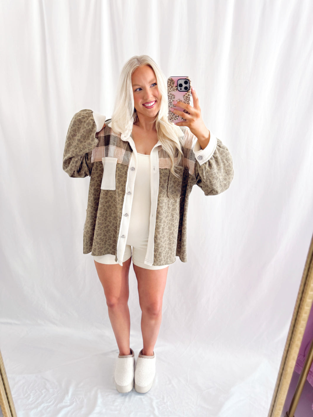 Fireside Flannel Shacket💖 1 medium left