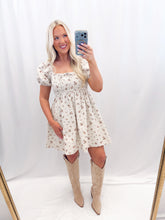 Load image into Gallery viewer, Southern Belle Dress Cream Floral
