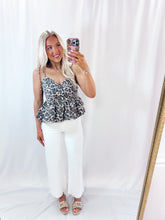 Load image into Gallery viewer, Leopard Muse Top💖 1 medium left
