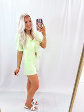 Load image into Gallery viewer, Spring Picnic SET (top + shorts) LIME
