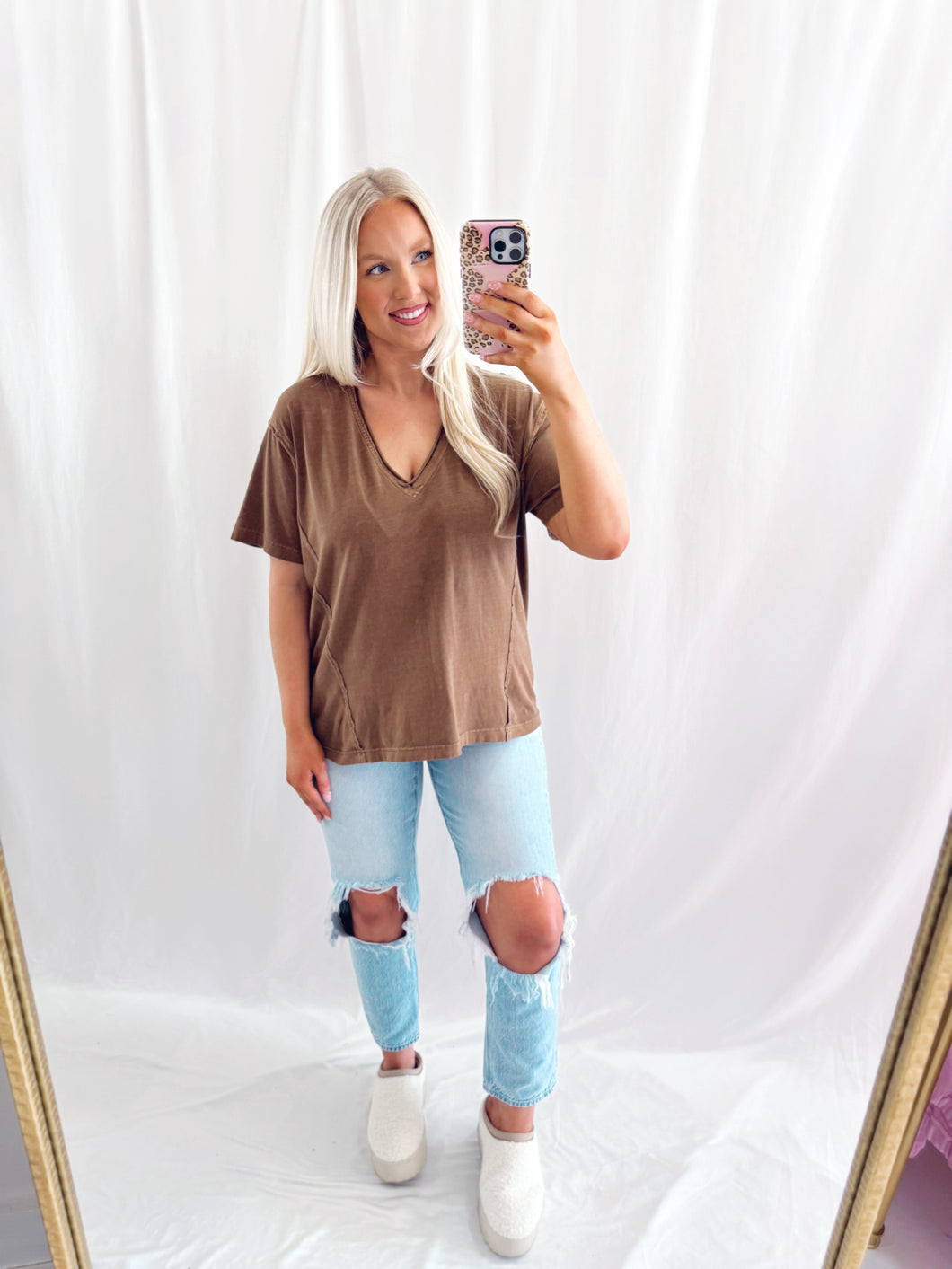 Layer Me Later Tee BROWN💖 1 small & 2 mediums left