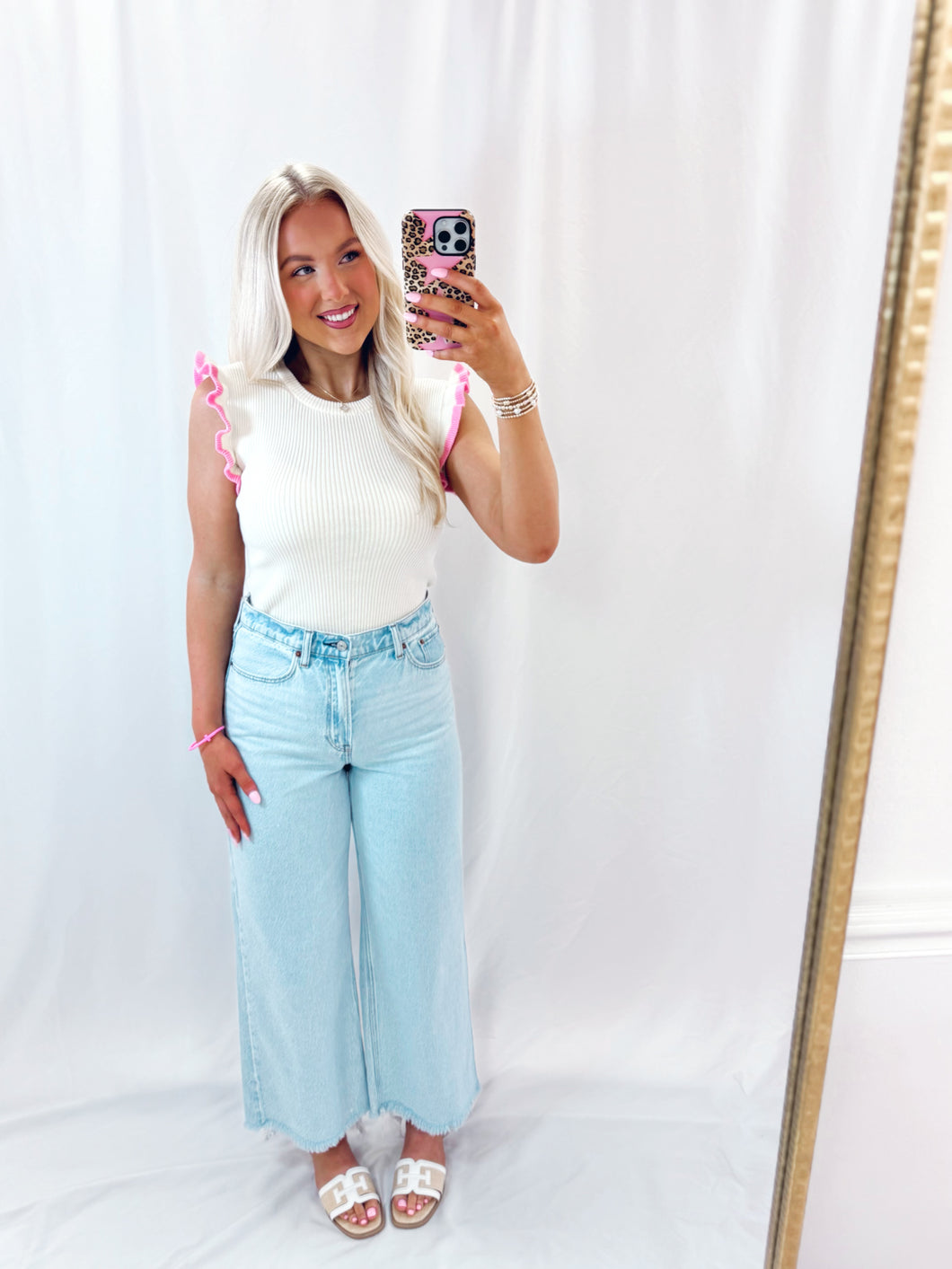 Touch Of Pink Knit Top💖 2 larges left