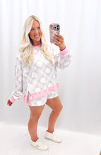Load image into Gallery viewer, Blooming Lace SET (top + shorts)
