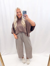 Load image into Gallery viewer, In The Pines Lounge Barrel Pants (Green/Brown Polka Dots)
