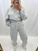 Load image into Gallery viewer, Star Snuggle SWEATPANTS GREY

