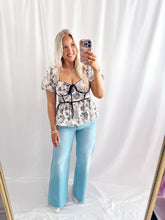 Load image into Gallery viewer, Maple &amp; Magnolia Blouse
