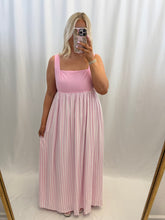Load image into Gallery viewer, Springtime Sweetness Dress
