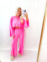 Load image into Gallery viewer, Neon Chic Bucketlist SET (flare pants + hooded pullover)
