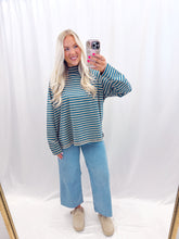 Load image into Gallery viewer, Pistachio Mint Long Sleeve Top
