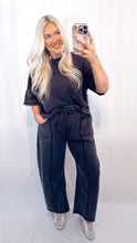 Load image into Gallery viewer, Daily Basis Set (top + pants)
