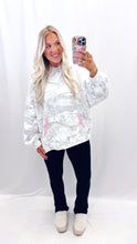 Load image into Gallery viewer, Girly Camo Oversized Hoodie
