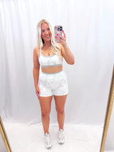 Load image into Gallery viewer, Active In Camo Set White
