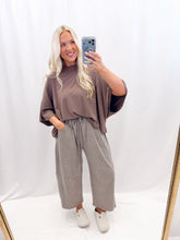 Load image into Gallery viewer, In The Pines Lounge Barrel Pants (Green/Brown Polka Dots)
