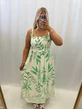 Load image into Gallery viewer, Palm Breeze Dress GREEN
