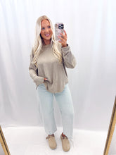 Load image into Gallery viewer, Sweet &amp; Simple Top TAN
