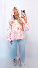 Load image into Gallery viewer, Floral Flaunt Pullover💖 1 small left
