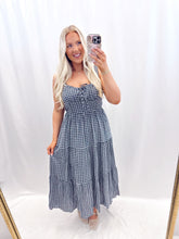 Load image into Gallery viewer, Carolina Autumn Dress
