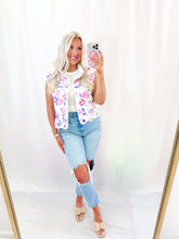 Load image into Gallery viewer, Fun Floral Quilted Puffer Vest💖 2 smalls &amp; 1 medium left
