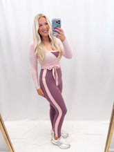Load image into Gallery viewer, Made To Move Leggings Mauve
