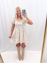 Load image into Gallery viewer, Southern Belle Dress Cream Floral
