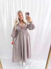 Load image into Gallery viewer, Pumpkin Butter Dress
