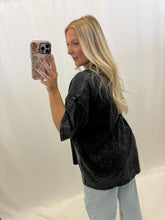 Load image into Gallery viewer, Everyday Essential Oversized Tee BLACK
