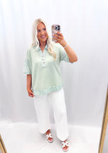Load image into Gallery viewer, Bloom On The Go Top SAGE💖 1 medium left
