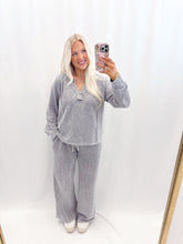 Load image into Gallery viewer, Cozy After Seconds SET (pullover + pants) CHARCOAL
