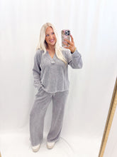 Load image into Gallery viewer, Cozy After Seconds SET (pullover + pants) CHARCOAL
