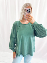 Load image into Gallery viewer, Fall Chill Basic Top GREEN
