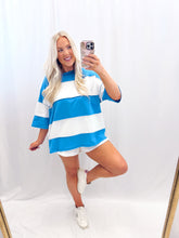 Load image into Gallery viewer, Blue Firework Oversized Top
