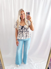 Load image into Gallery viewer, Maple &amp; Magnolia Blouse
