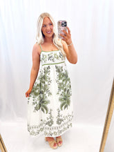 Load image into Gallery viewer, Ocean Avenue Dress GREEN
