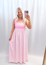 Load image into Gallery viewer, Springtime Sweetness Dress
