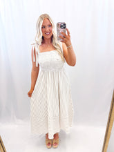 Load image into Gallery viewer, Coconut Crush Dress
