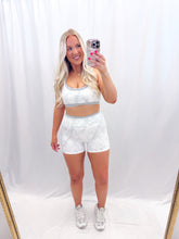 Load image into Gallery viewer, Active In Camo Set White
