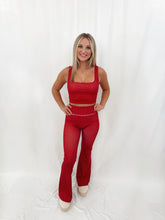 Load image into Gallery viewer, Move Muse Athletic SET RED/WHITE POLKA DOTS (tank + yoga pants)
