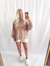 Load image into Gallery viewer, Slouchy Season Hoodie TAN
