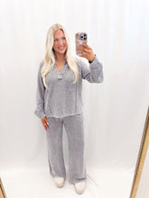 Load image into Gallery viewer, Cozy After Seconds SET (pullover + pants) CHARCOAL
