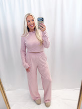Load image into Gallery viewer, Soft In Pink Set
