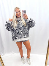 Load image into Gallery viewer, Zebra Mockneck
