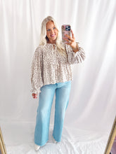 Load image into Gallery viewer, Cottage Blooms Top
