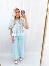 Load image into Gallery viewer, Flirty Floral Blouse BLUE💖 1 large left
